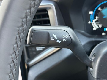 https://dvg-vehicle-assets.s3.amazonaws.com/439857/9pilvq5tw7kgr7oiqo9u72583.jpg