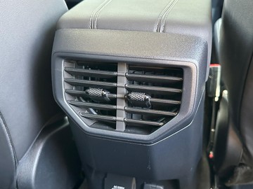 https://dvg-vehicle-assets.s3.amazonaws.com/439857/bixbx7gjb7qfwuwzmnvev80fj.jpg