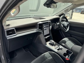 https://dvg-vehicle-assets.s3.amazonaws.com/439861/2gw740u0yh113q2f85vxmuk5i.jpg