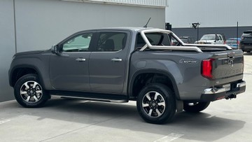 https://dvg-vehicle-assets.s3.amazonaws.com/439861/4u70xreujz75vbdyb34ib0lb.jpg