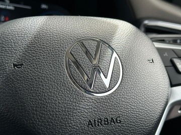 https://dvg-vehicle-assets.s3.amazonaws.com/439861/dx28mc2701ybn26pdcecg06yh.jpg