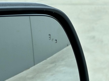 https://dvg-vehicle-assets.s3.amazonaws.com/439872/6p3yeyx9azlkvq6foc9bedr50.jpg