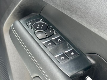 https://dvg-vehicle-assets.s3.amazonaws.com/439873/1nz1x8f1hbsf9x9p4wuf91tqx.jpg