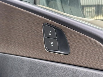https://dvg-vehicle-assets.s3.amazonaws.com/439873/d961rq28xjlp6c7sbyck4sn1x.jpg