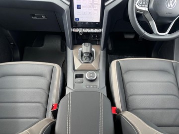 https://dvg-vehicle-assets.s3.amazonaws.com/439874/5r95gr0y5axp2dlykre5g4jly.jpg