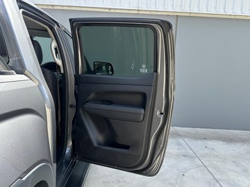 https://dvg-vehicle-assets.s3.amazonaws.com/439884/dc9u9qgpi81agq13ssnvmf1lc.jpg