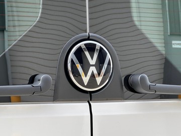 https://dvg-vehicle-assets.s3.amazonaws.com/439898/3c9i24ebjwf8tpfb86ojivjtw.jpg
