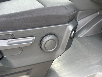https://dvg-vehicle-assets.s3.amazonaws.com/439898/963j2uli9yk2xp9lemf8za2ya.jpg