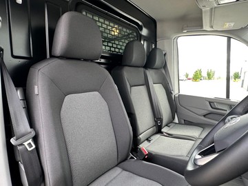 https://dvg-vehicle-assets.s3.amazonaws.com/439898/9ehvem8tk8pjaz7rdrfu7737u.jpg