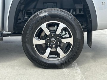 https://dvg-vehicle-assets.s3.amazonaws.com/441258/brwqdzseg7vt4bn5a2n41epjj.jpg