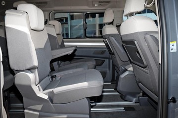 https://dvg-vehicle-assets.s3.amazonaws.com/441273/jt3h6w8evzi6kdgfqz5kbppae.jpg