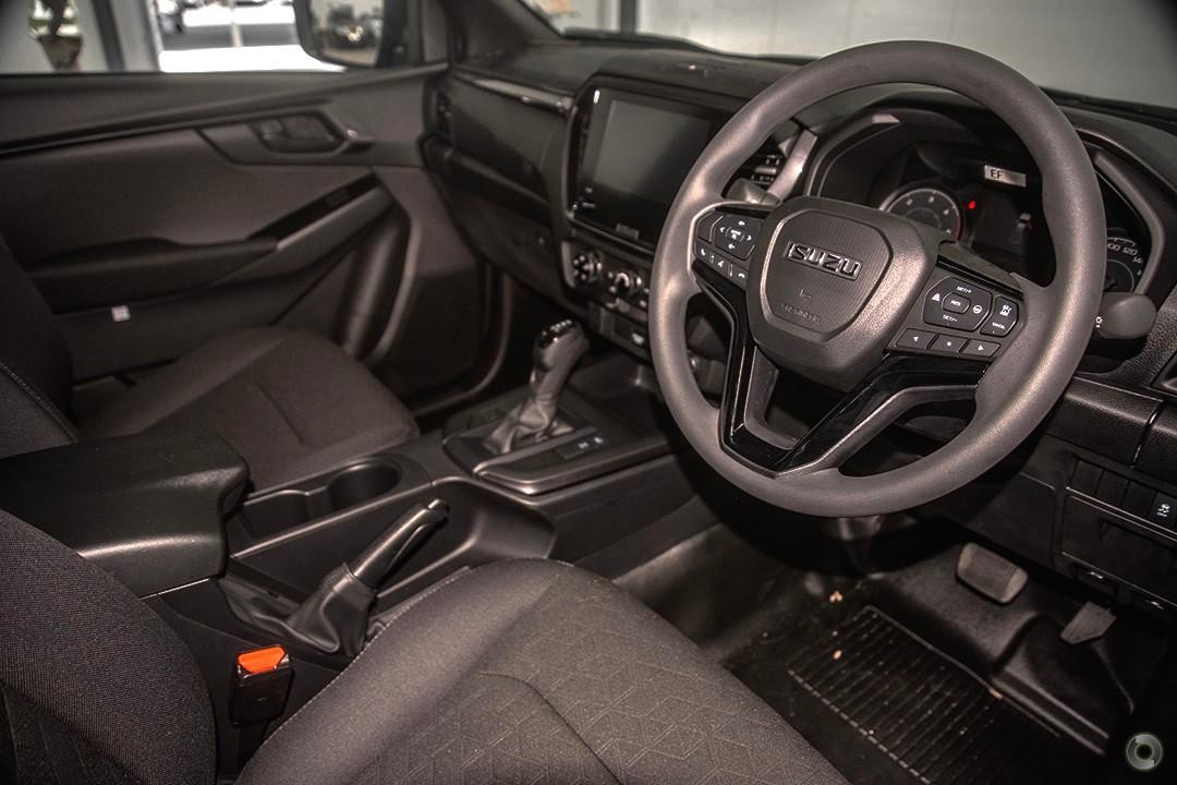 Isuzu D-max image 4