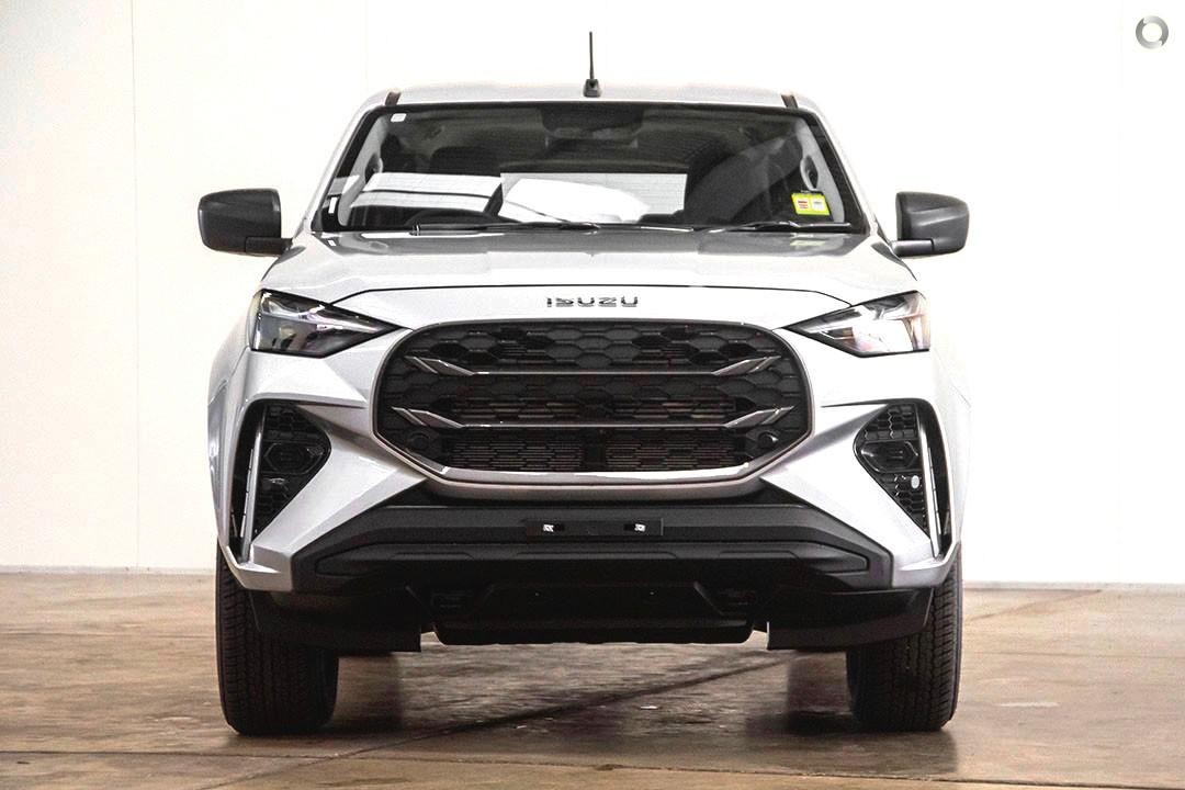 Isuzu Mu-x image 2