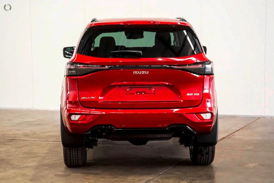 Isuzu Mu-x image 3