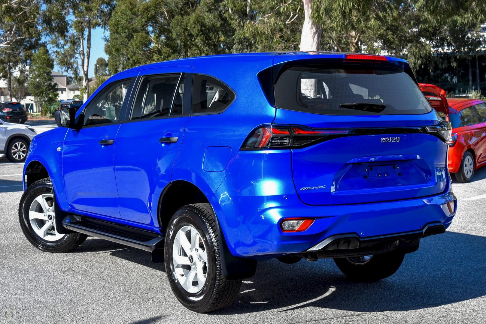 Isuzu Mu-x image 4