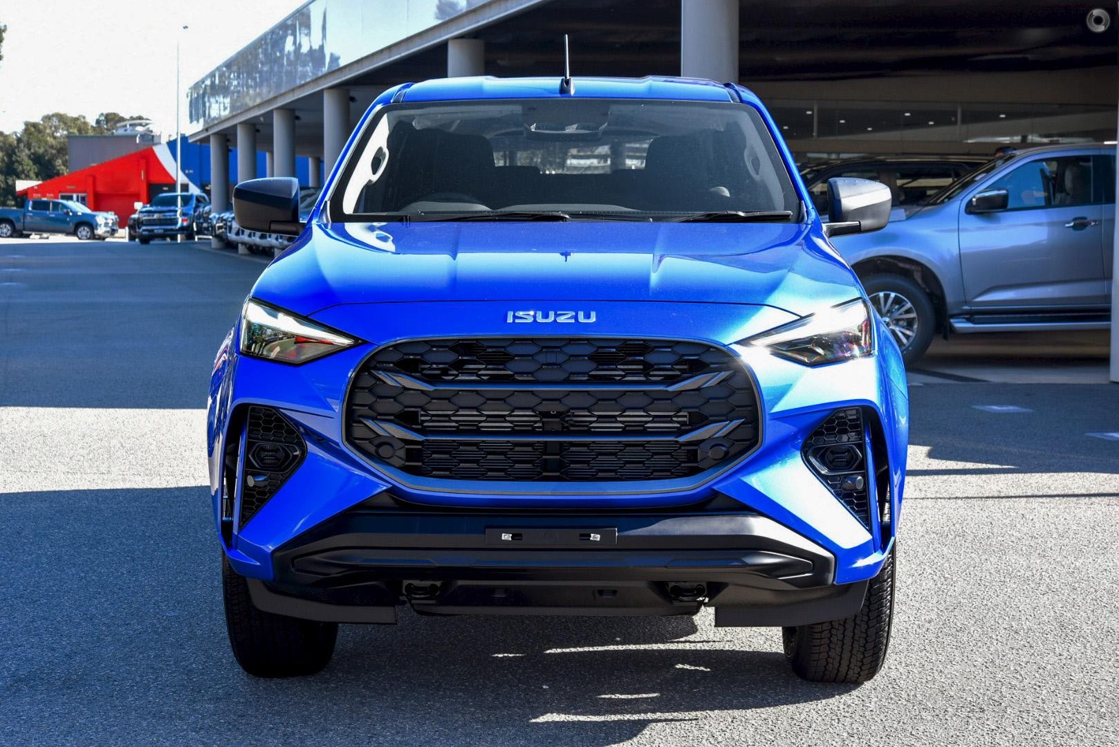 Isuzu Mu-x image 3