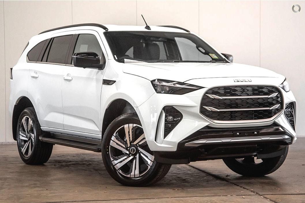 Isuzu Mu-x image 1