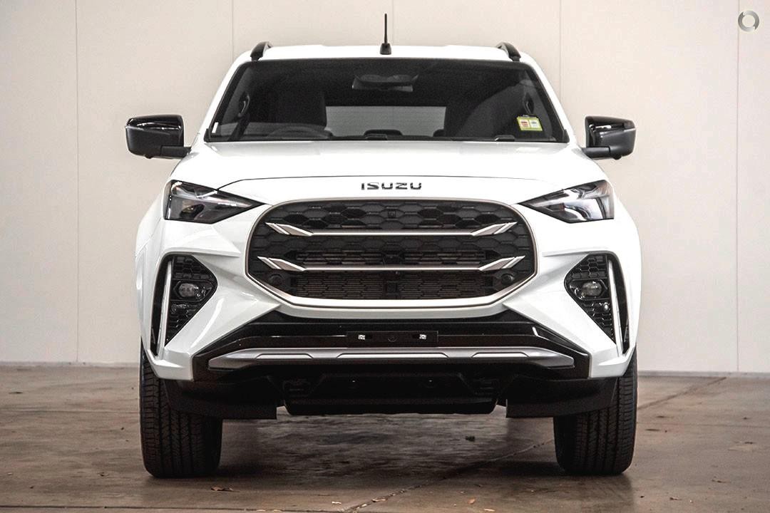 Isuzu Mu-x image 2