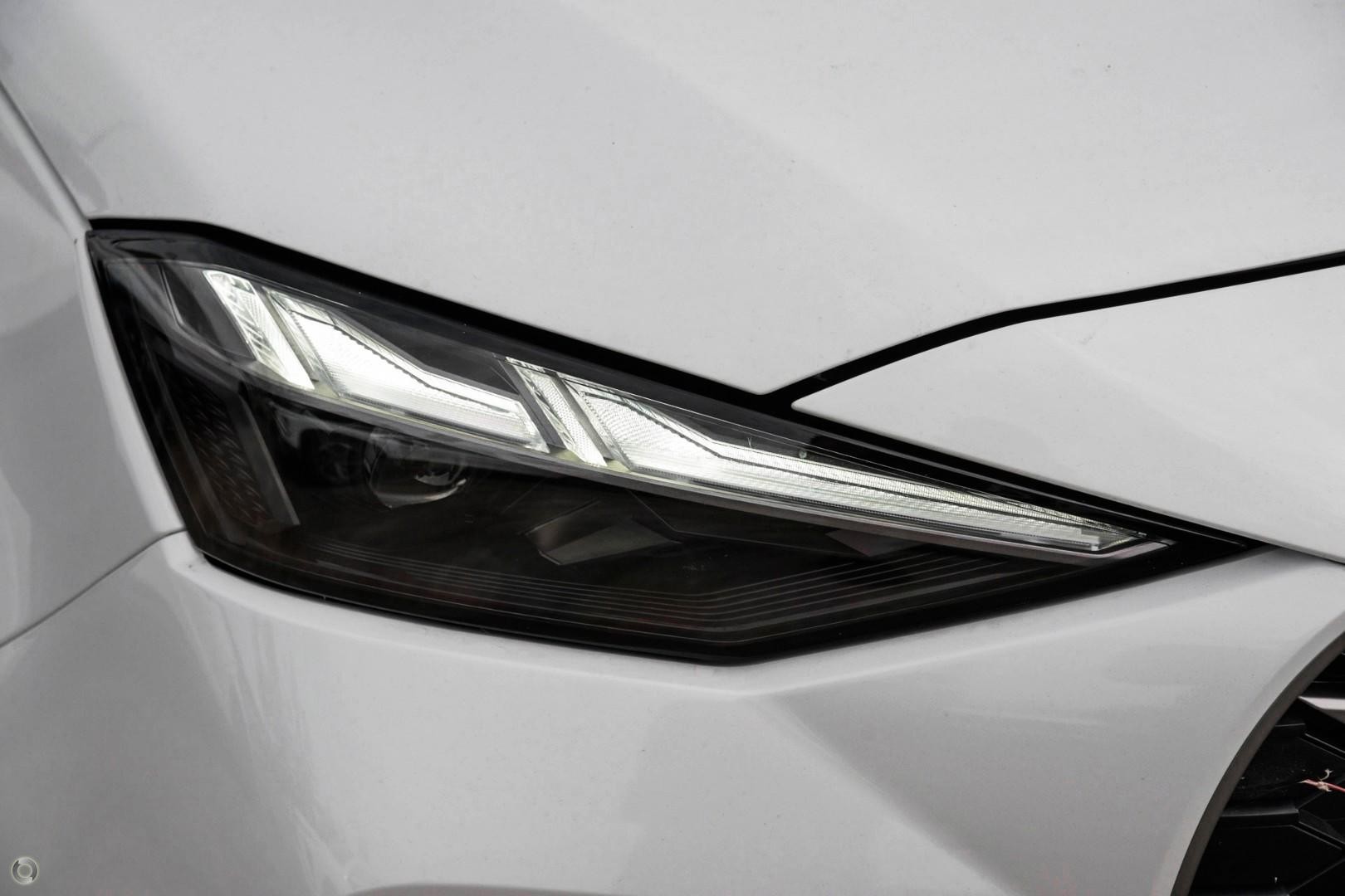Isuzu Mu-x image 1