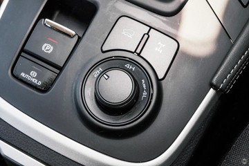 https://dvg-vehicle-assets.s3.amazonaws.com/50556749/4bacfko2zndq0qic81hecjdk4.jpg