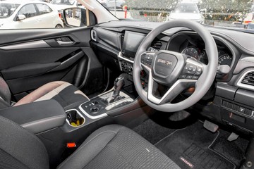 https://dvg-vehicle-assets.s3.amazonaws.com/50556749/e6fl9ornjol23wza2ti0sehlb.jpg