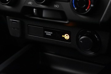 https://dvg-vehicle-assets.s3.amazonaws.com/50632634/804y1d7krm6om9epn6suq0tsf.jpg