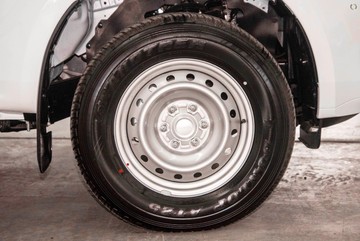 https://dvg-vehicle-assets.s3.amazonaws.com/51035628/qkke08s9hypqqdsy08oijlk77.jpg