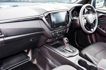 https://dvg-vehicle-assets.s3.amazonaws.com/51037965/eyxyh9lx76k4ddkj6wclzy6ie.jpg