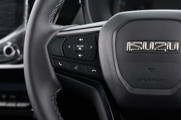 https://dvg-vehicle-assets.s3.amazonaws.com/51038307/266ki45zgwp7qn9zsftztodfv.jpg