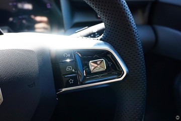 https://dvg-vehicle-assets.s3.amazonaws.com/565042/bqpf601n7p2yrzr32ftv5sds4.jpg