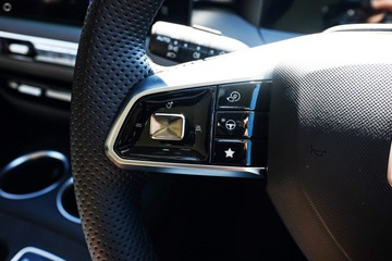 https://dvg-vehicle-assets.s3.amazonaws.com/565042/st5mv1eb7yfbsj1hqhifjuob1.jpg