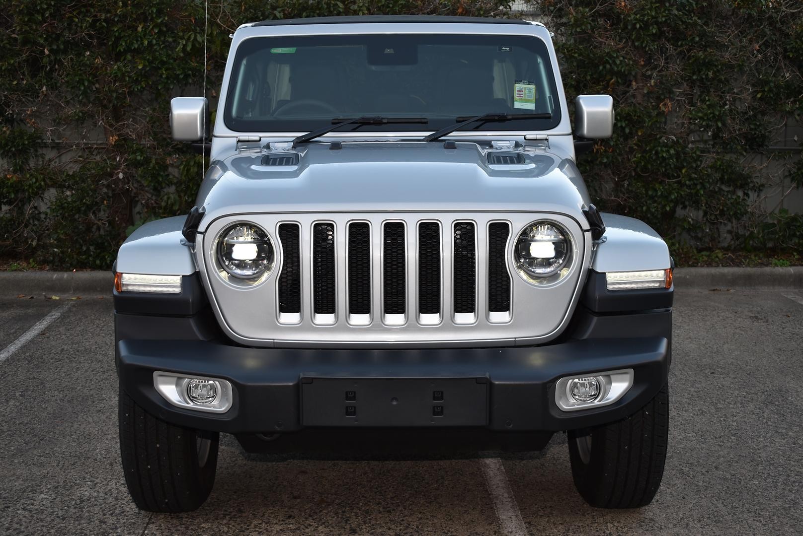 Jeep Wrangler image 3