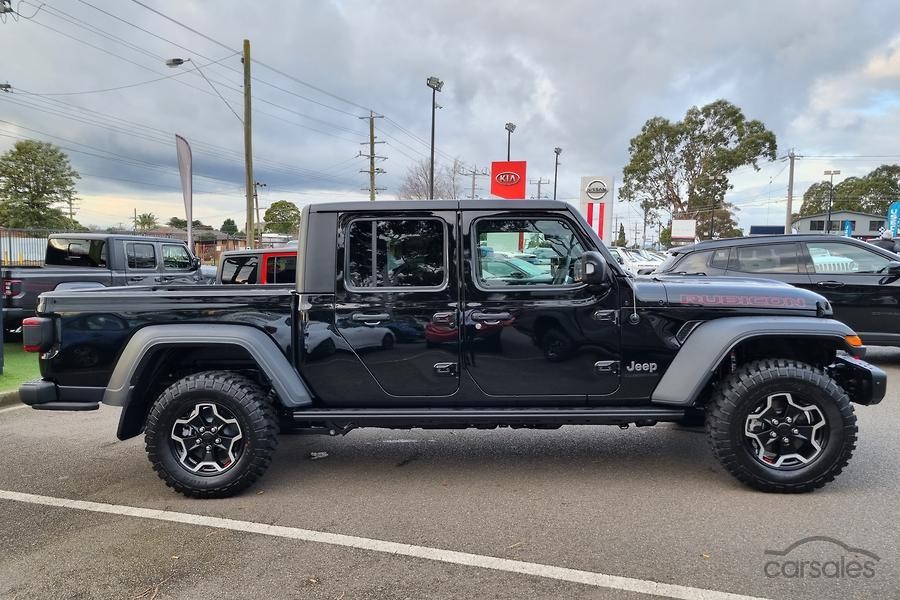 Jeep Gladiator image 2