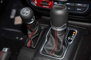 https://dvg-vehicle-assets.s3.amazonaws.com/58637777/6rtrpmiyctx84erxoaabkdzcd.jpg