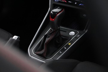 https://dvg-vehicle-assets.s3.amazonaws.com/59646/5a5lwrw59asgvwu8qcfr4abqs.jpg