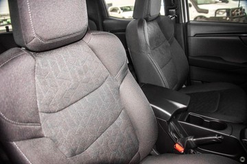 https://dvg-vehicle-assets.s3.amazonaws.com/60070212/ko5u7umry8fvgi8hqnl13xyid.jpg