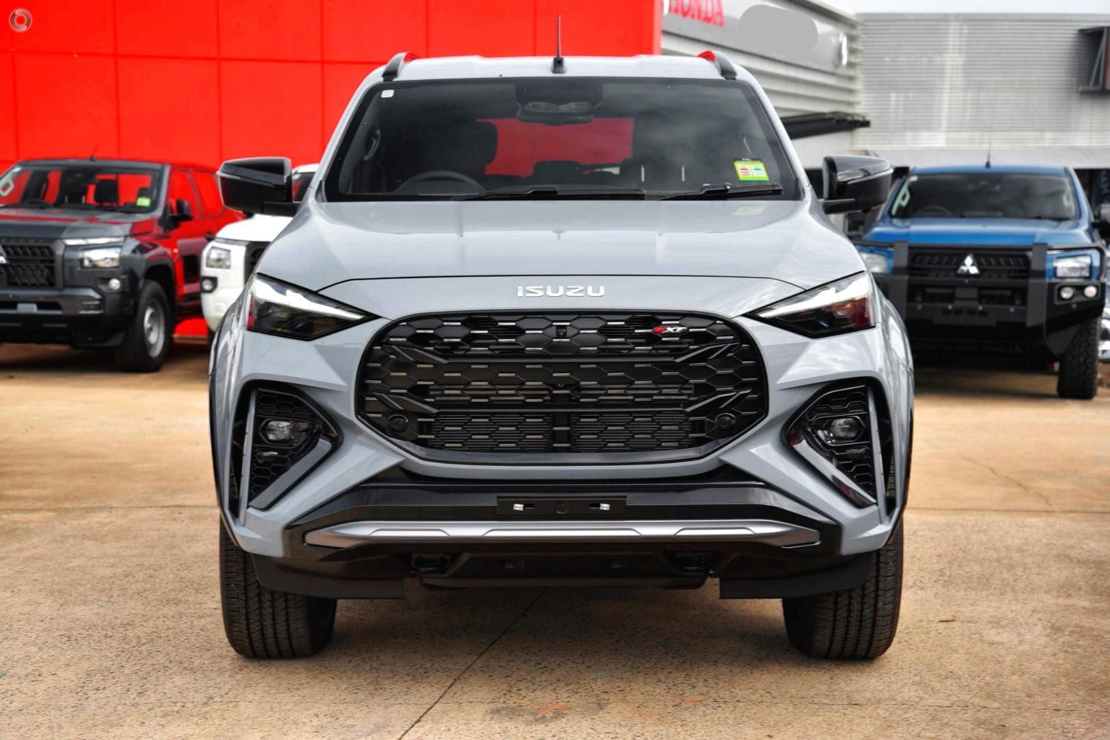 Isuzu Mu-x image 2
