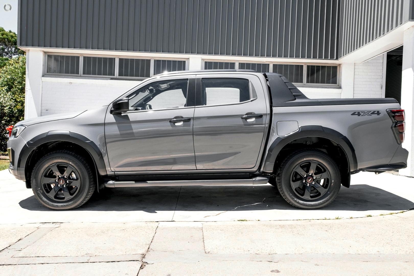 Isuzu D-max image 3