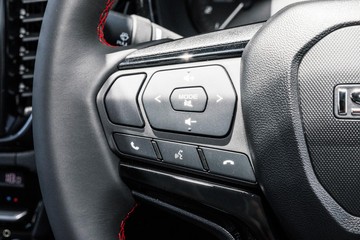 https://dvg-vehicle-assets.s3.amazonaws.com/60252614/uv88j7hox2uw0dzzxb3bxniv2.jpg