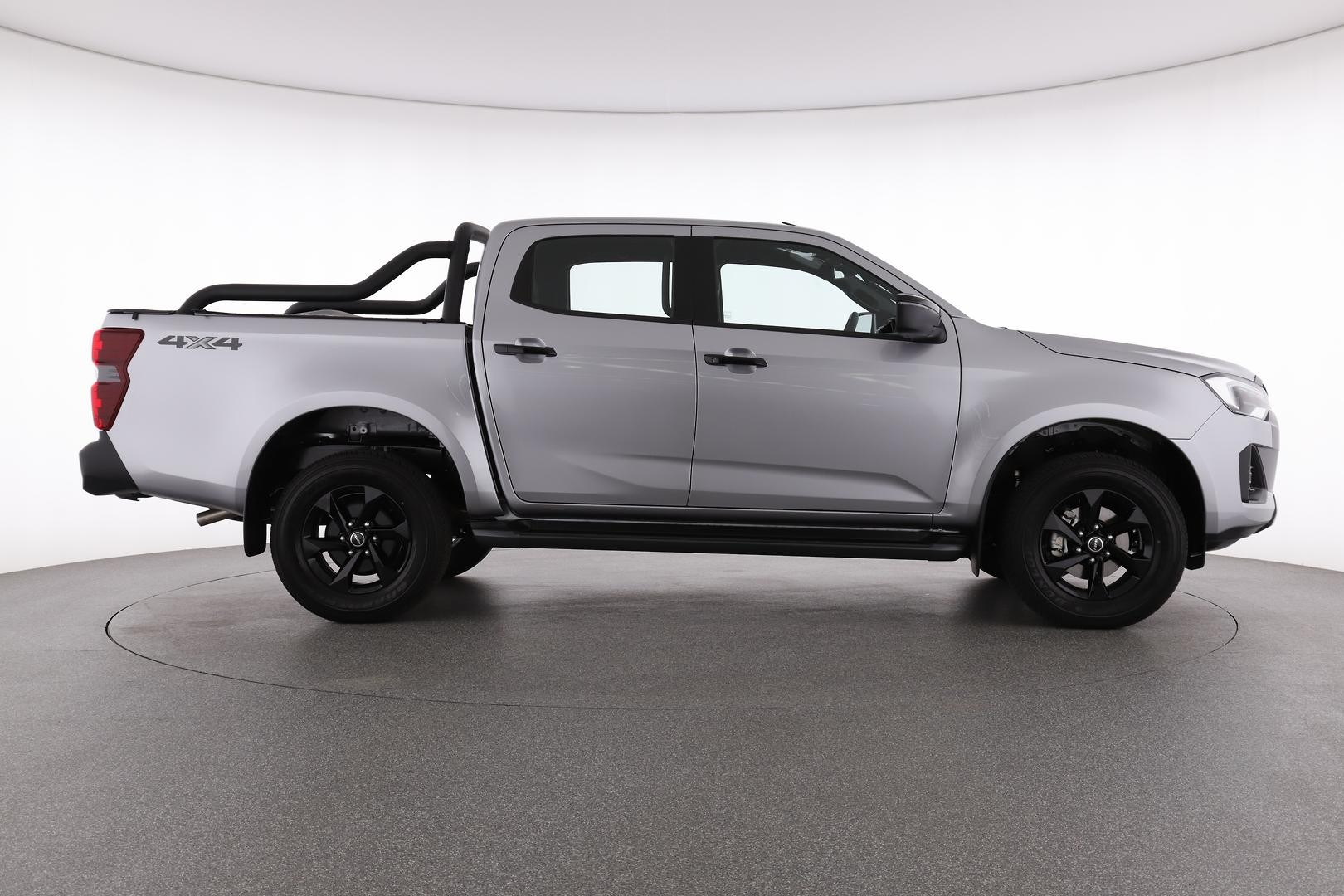 Isuzu D-max image 2