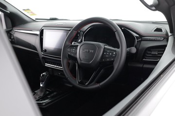 https://dvg-vehicle-assets.s3.amazonaws.com/60271212/eewzp623byj6rigelvtygk0q.jpg