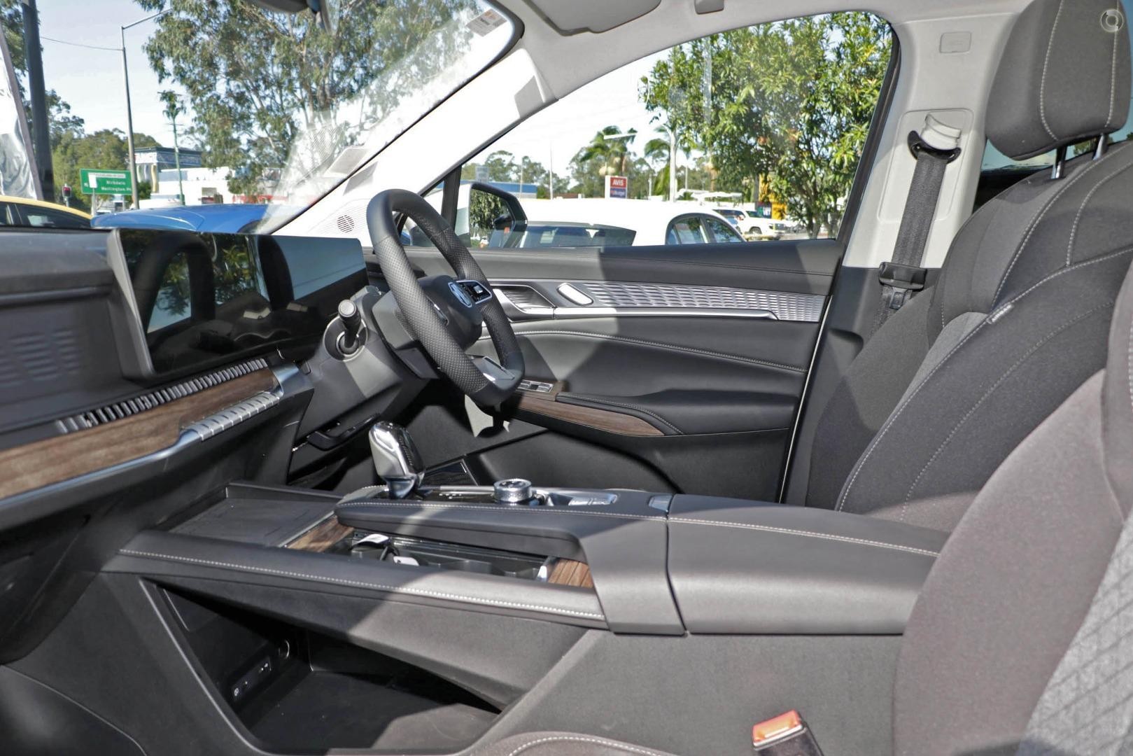 MG Qs image 4