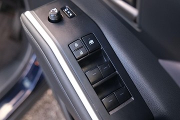 https://dvg-vehicle-assets.s3.amazonaws.com/78485/7ffb34cd243c3e0b489b9547b4b8d234.jpg