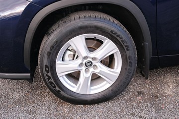 https://dvg-vehicle-assets.s3.amazonaws.com/78485/8715c213e77befde03421198eb45f70b.jpg