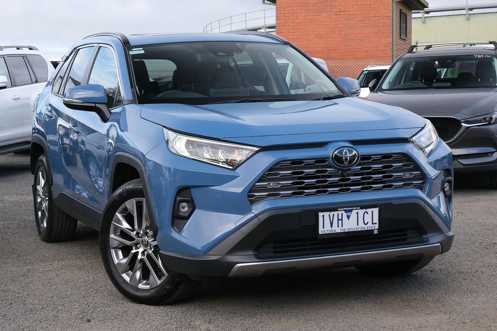 Toyota Rav4 image 1