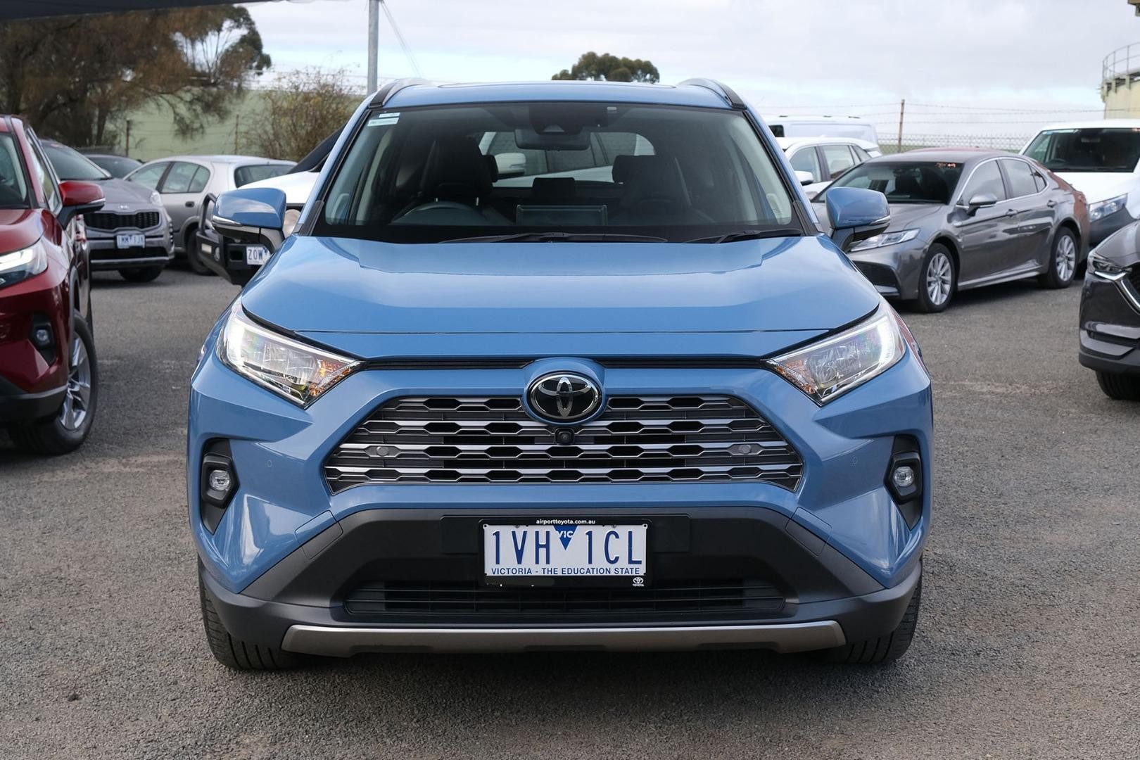Toyota Rav4 image 3