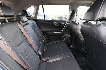 https://dvg-vehicle-assets.s3.amazonaws.com/78521/c001f77e860bbc215e528d36622d7818.jpg