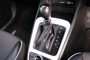 https://dvg-vehicle-assets.s3.amazonaws.com/78526/746s7tt2k51vlxtyhfvgsc92z.jpg