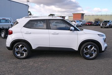 https://dvg-vehicle-assets.s3.amazonaws.com/78526/95zpzypty8dgvzuzpj6wmsxkv.jpg