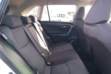 https://dvg-vehicle-assets.s3.amazonaws.com/78654/52701d42bf93f153a79ac0912f5366c2.jpg